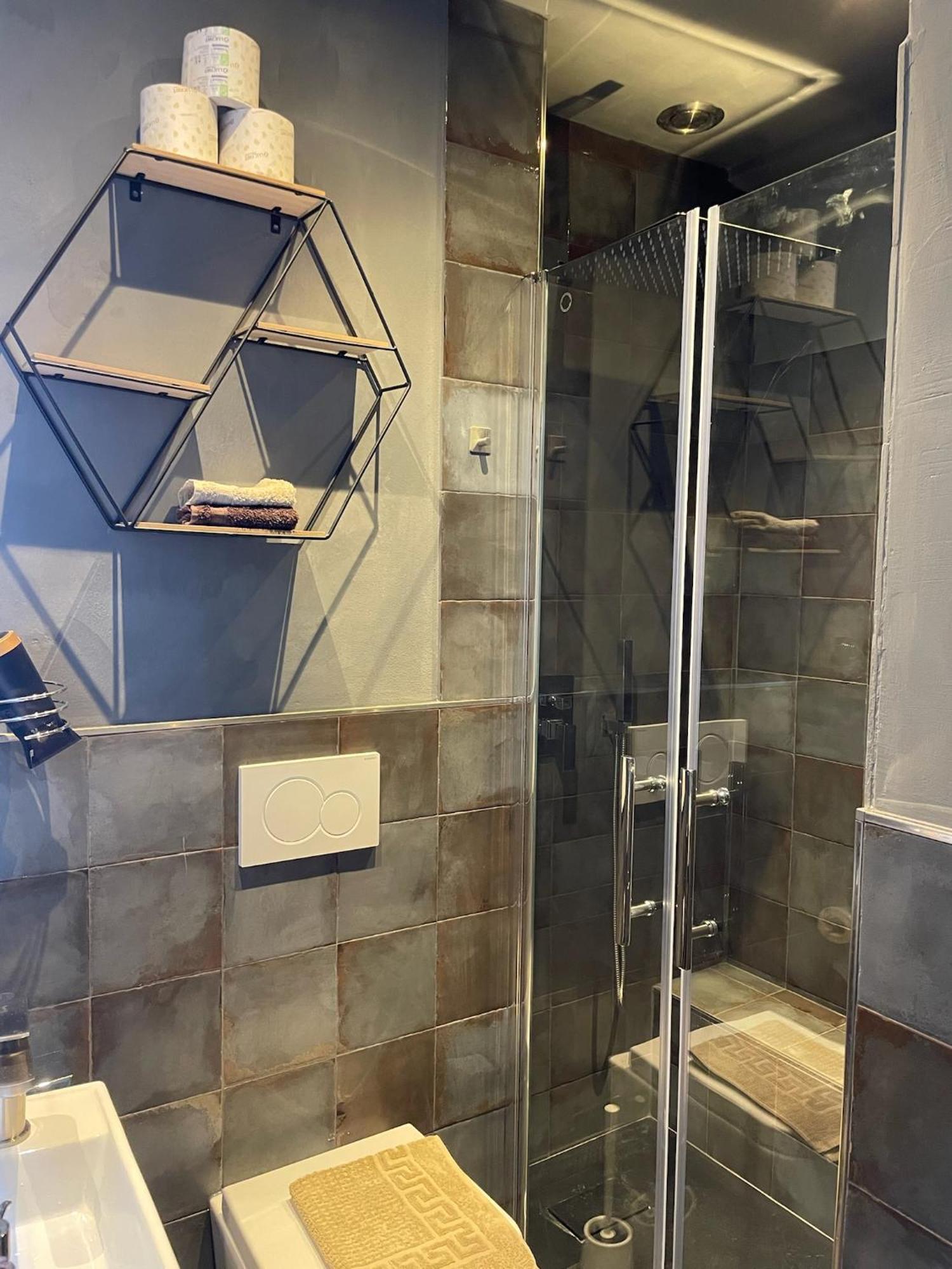 Verdmont Guest House Акуи Терме Екстериор снимка
